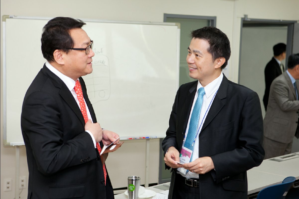 Social Venture Competition Asia05